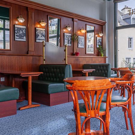 Hotel Restaurant Du Chateau Josselin Bagian luar foto